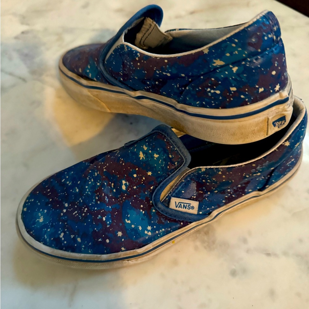 Vans outerspace bright blue slip on sneakers. Big boys size 3. Glow in the dark!